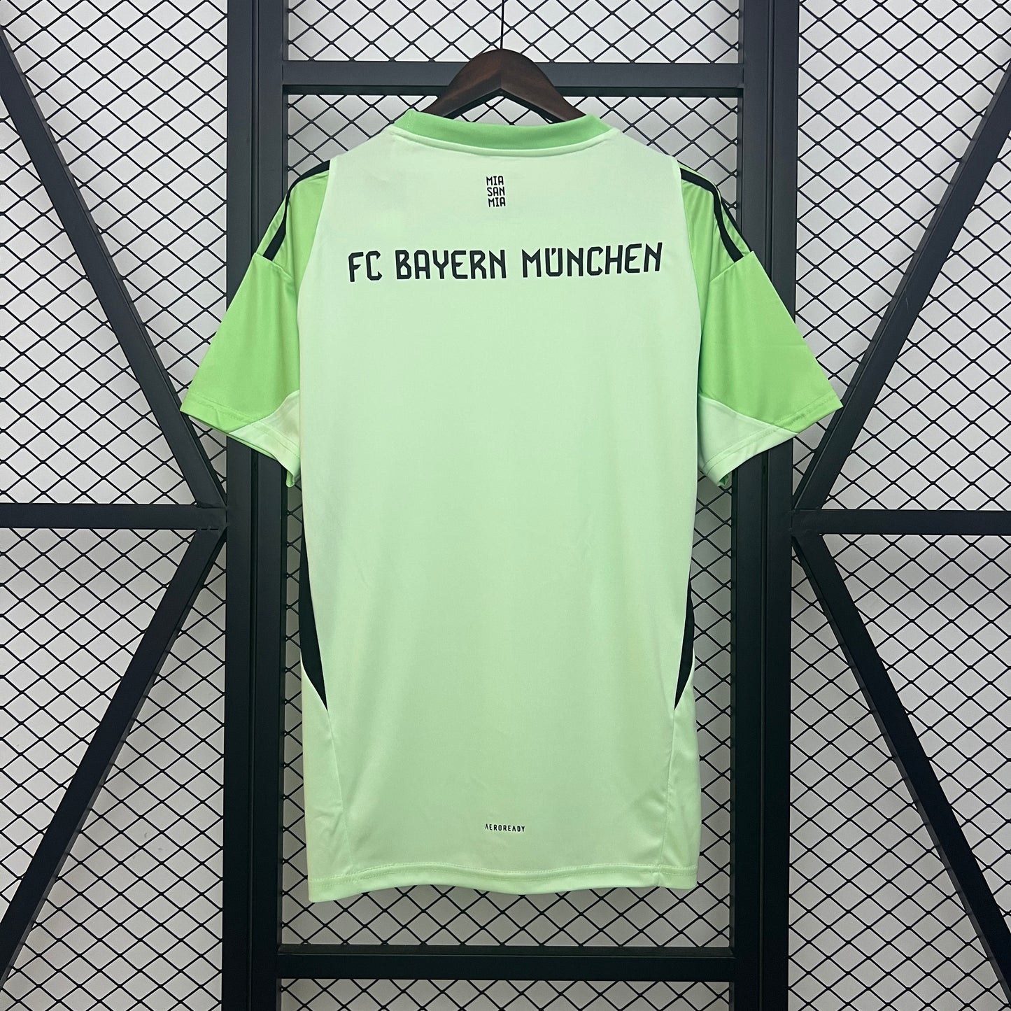 25/26 FC Bayern Gardien
