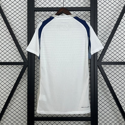 25/26 Tottenham Domicile