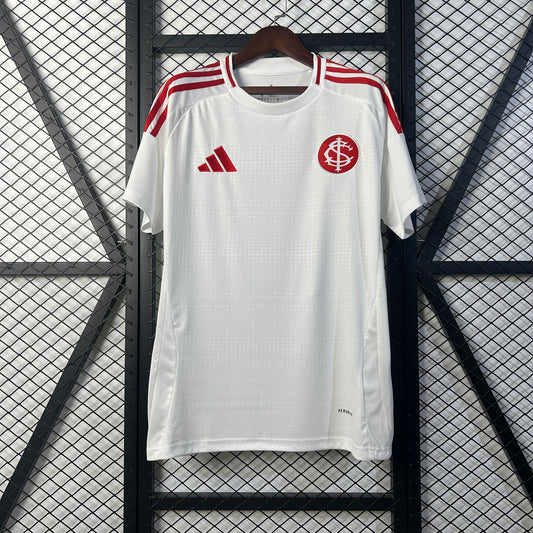 25/26 Internacional Extérieur